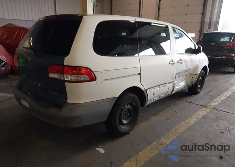 2001 Toyota Sienna Ce z USA, uszkodzony, nr VIN 4T3ZF19C01U321123